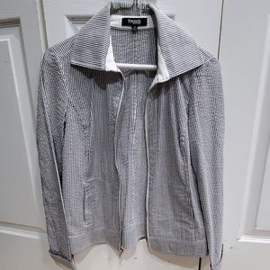 2 piece outfit Threads size 2